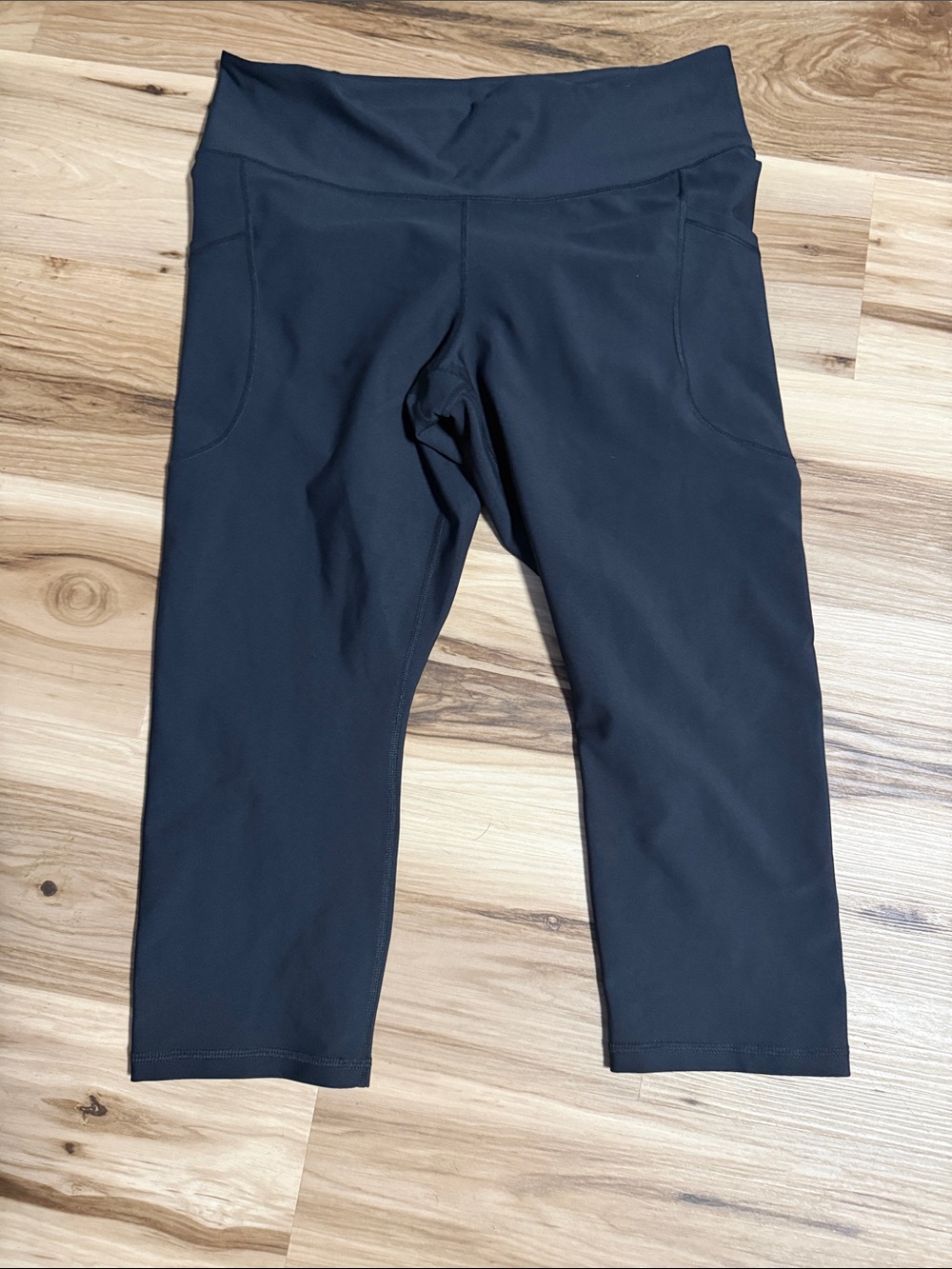 Women’s ' Black Active Capri Leggings - Comfortable High Waist